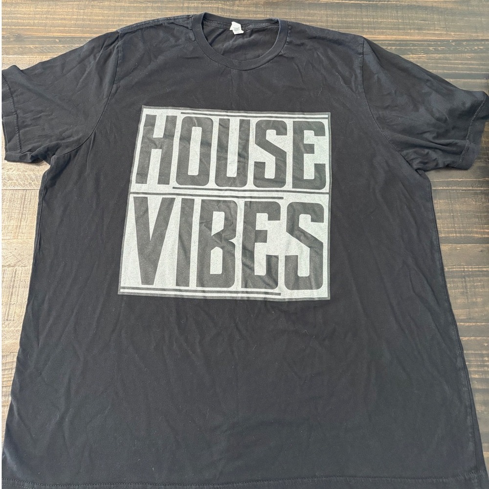 Bella Canvas Mens 3XL House Vibes Graphic T-Shirt Black Short Sleeve Tee